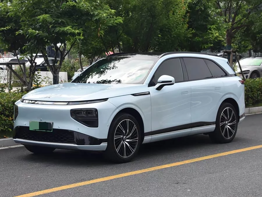 Xpeng G9
