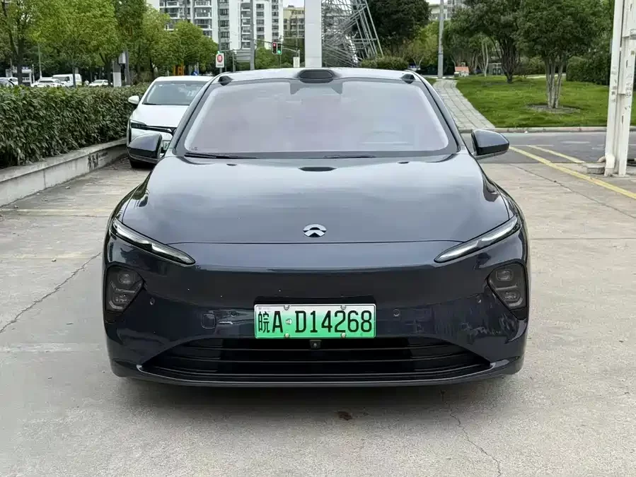 NIO ET7