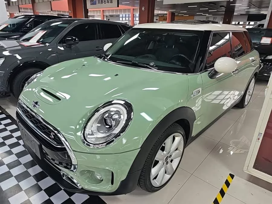 MINI CLUBMAN