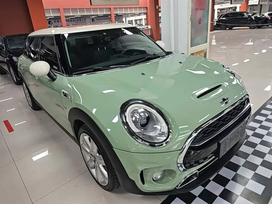 MINI CLUBMAN