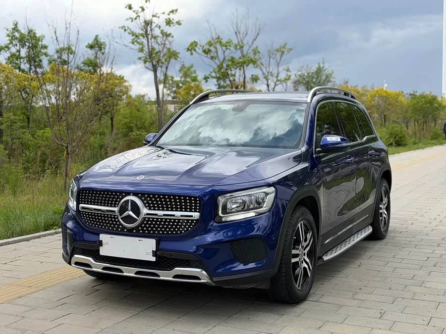 Mercedes Benz GLB
