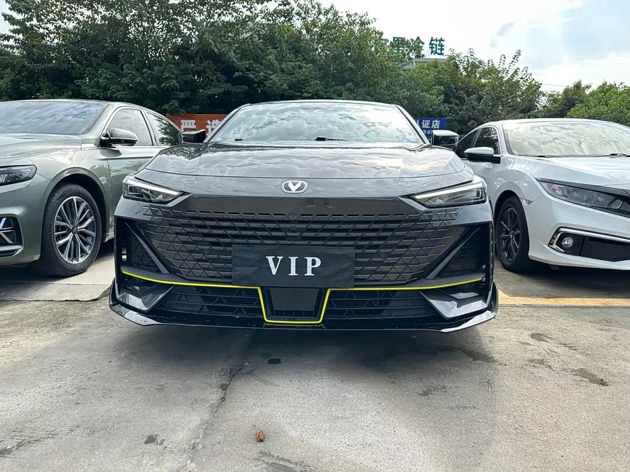 Changan UNI-V