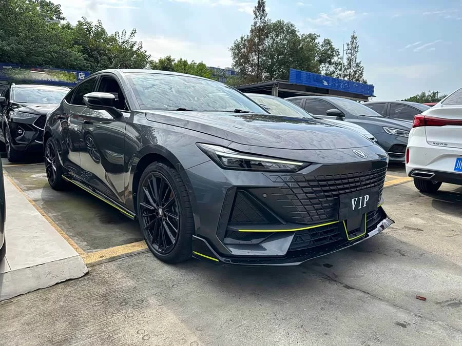Changan UNI-V