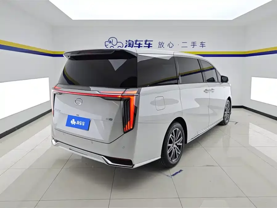 GAC Trumpchi M8