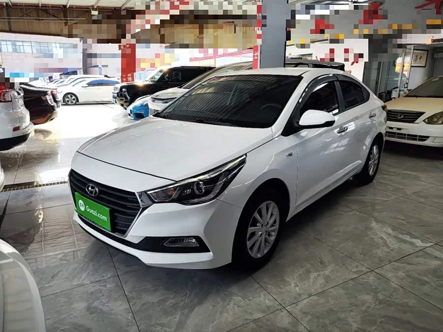Hyundai Elantra / Celesta