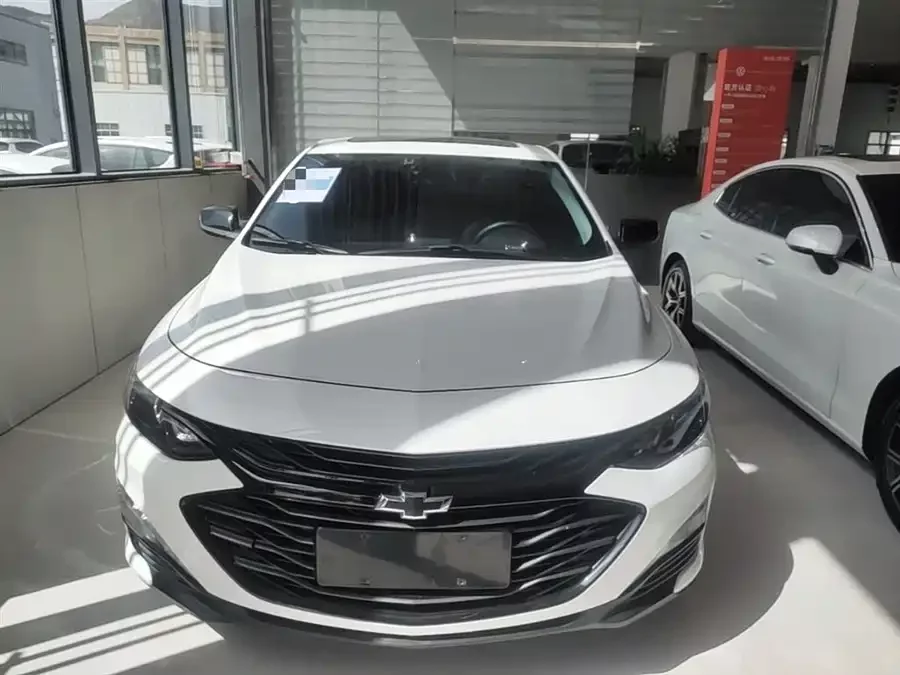 Chevrolet Malibu XL