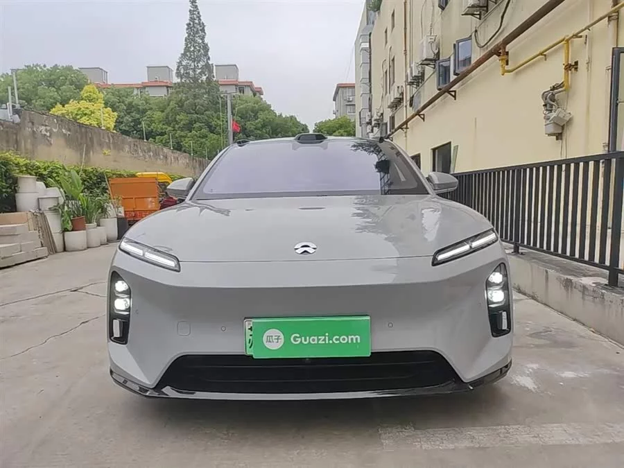 NIO ET5T