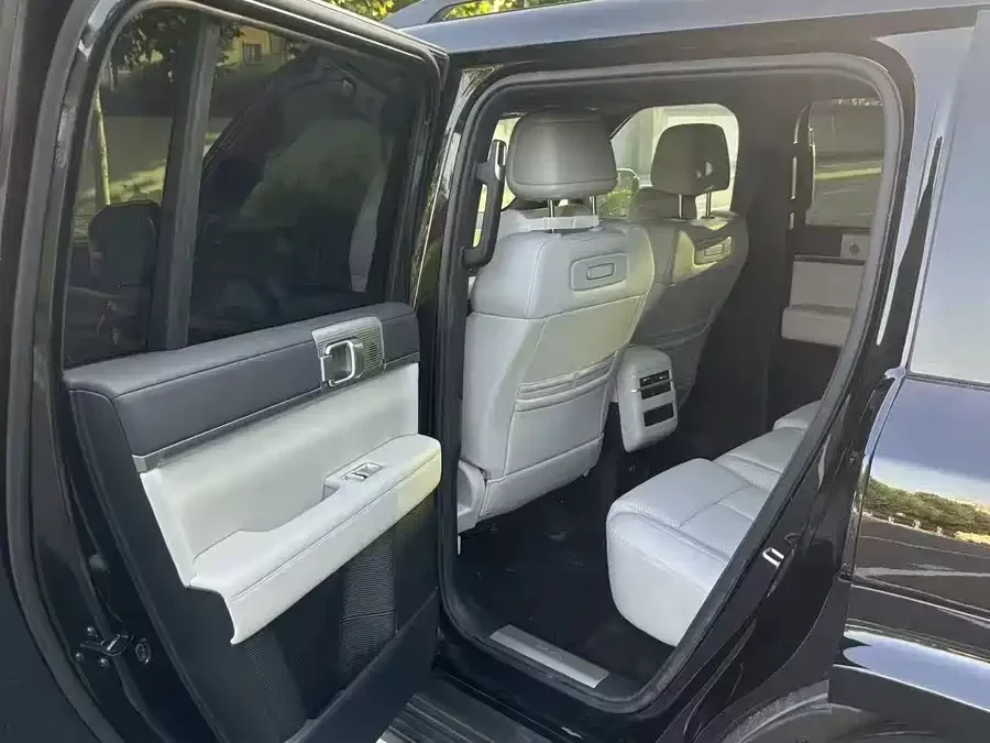 BYD Leopard Titanium 7