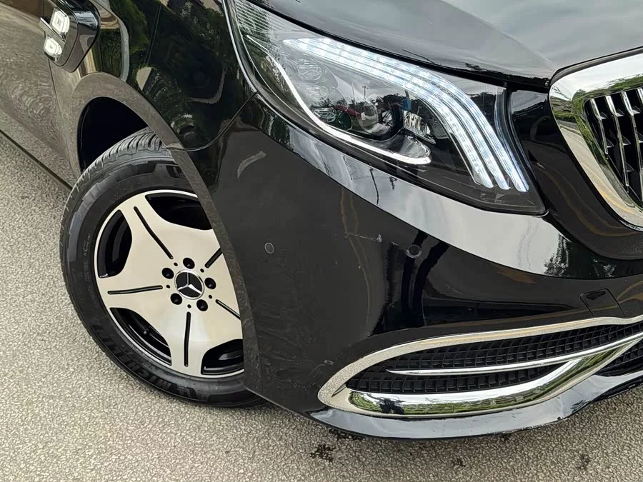 Mercedes Benz Vito