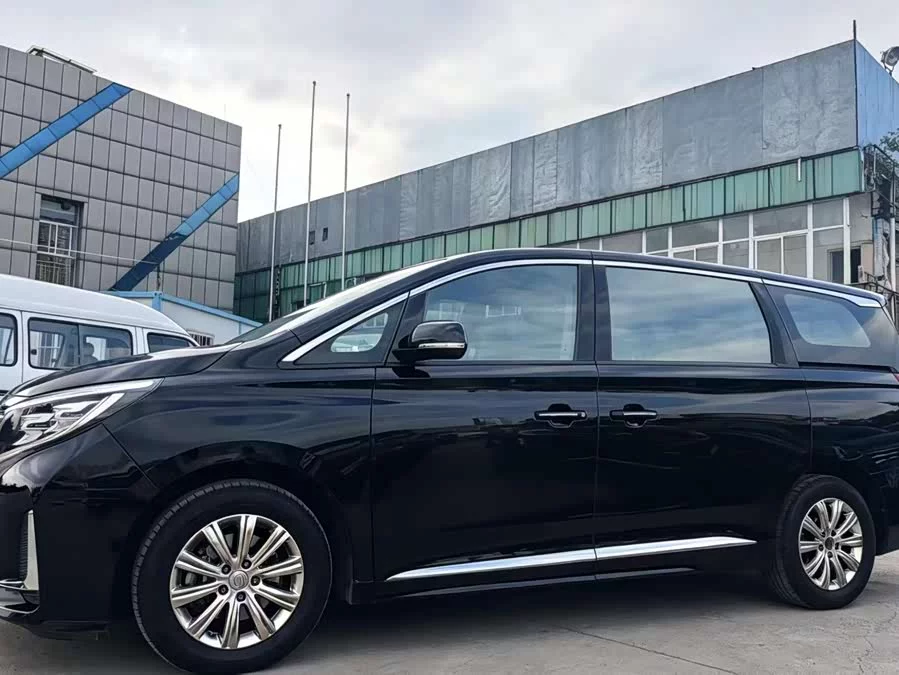 GAC Trumpchi M8