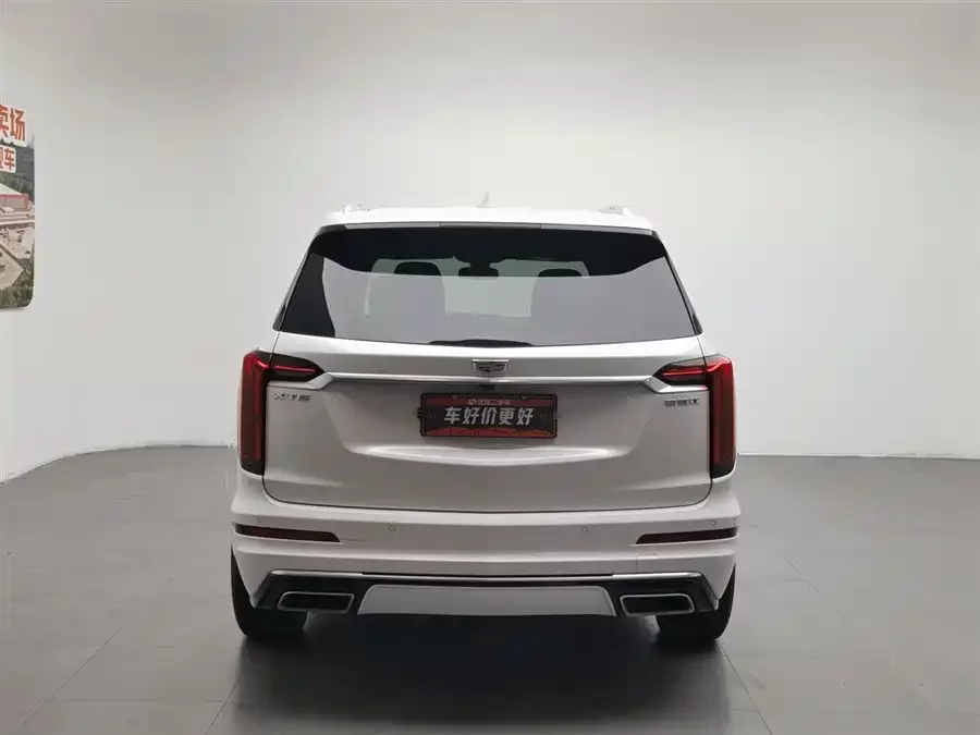 Cadillac XT6