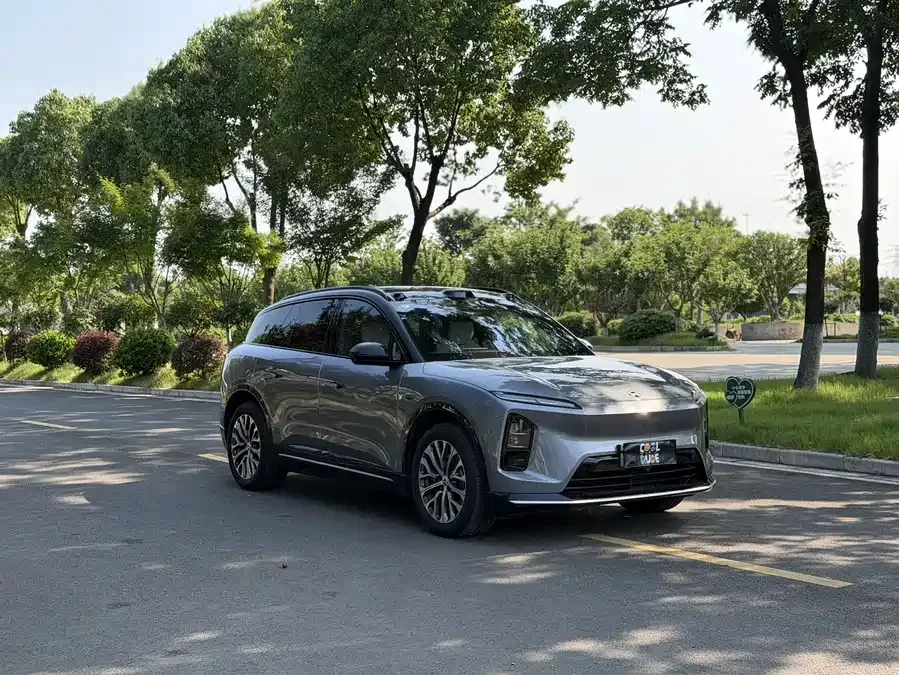 NIO ES6