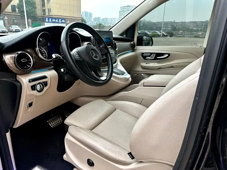 Mercedes Benz Class V