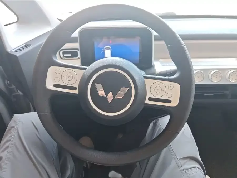 Wuling Air ev clear sky