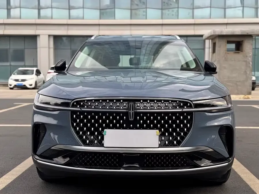Lincoln Navigator