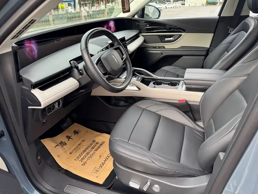 Lincoln Navigator