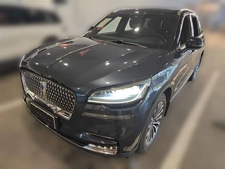 Lincoln Aviator