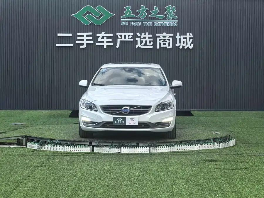 Volvo S60