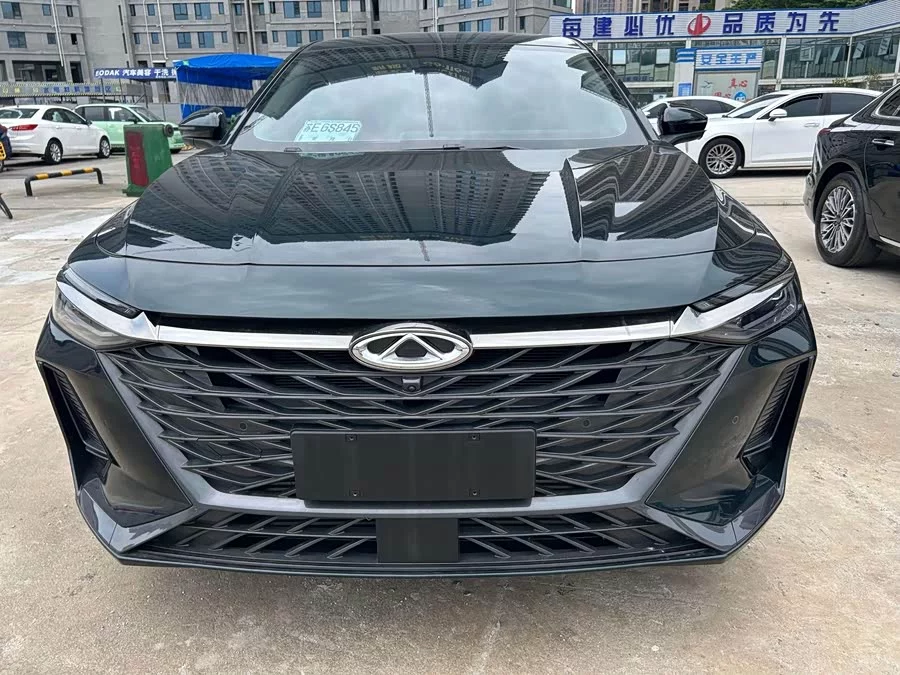Chery Arrizo 8
