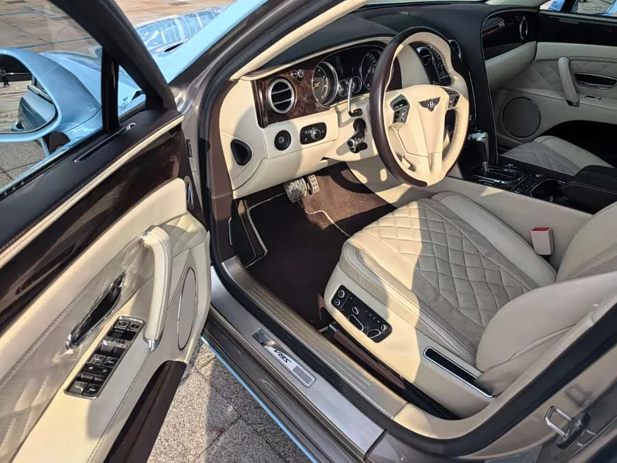Bentley Flying Spur