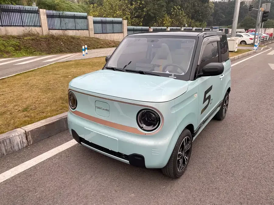 Geely Panda