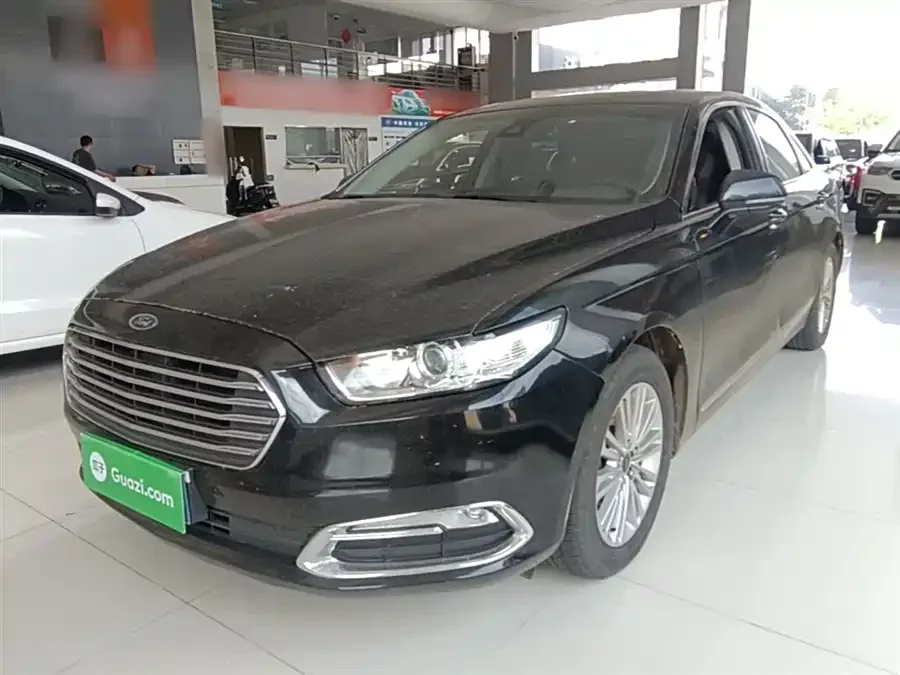 Ford Taurus