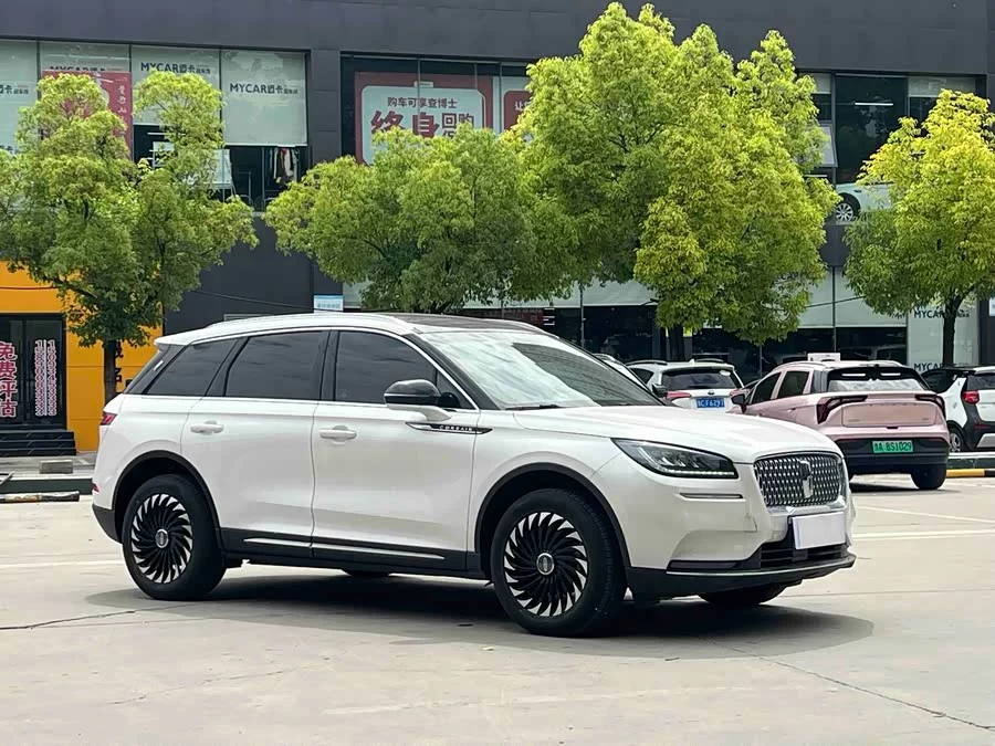 Lincoln Adventurer