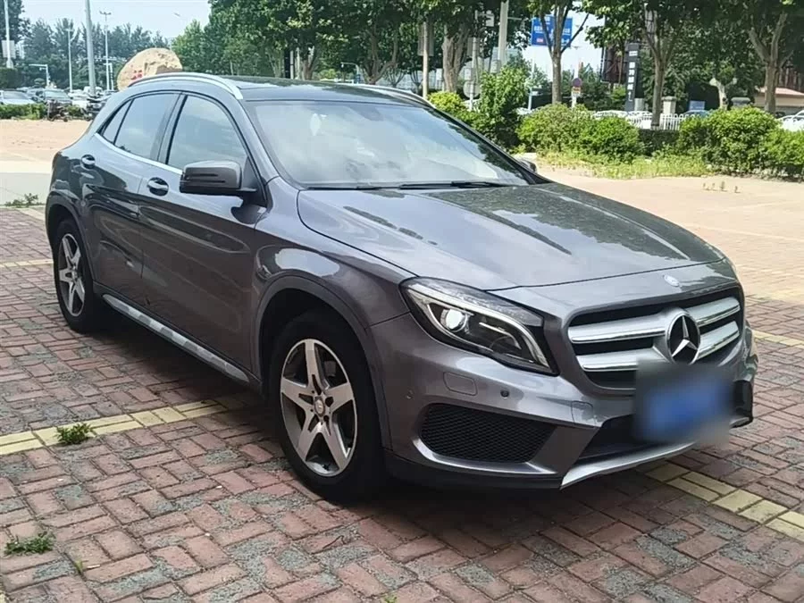 Mercedes-Benz GLA