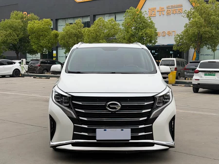 GAC Trumpchi M8