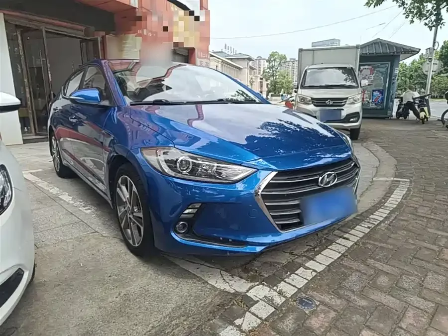 Hyundai elantra