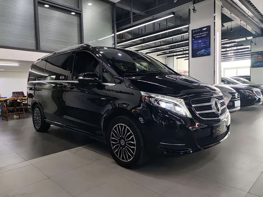 Mercedes Benz Class V