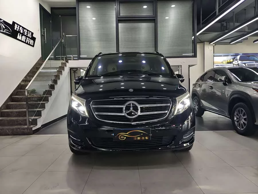 Mercedes Benz Class V