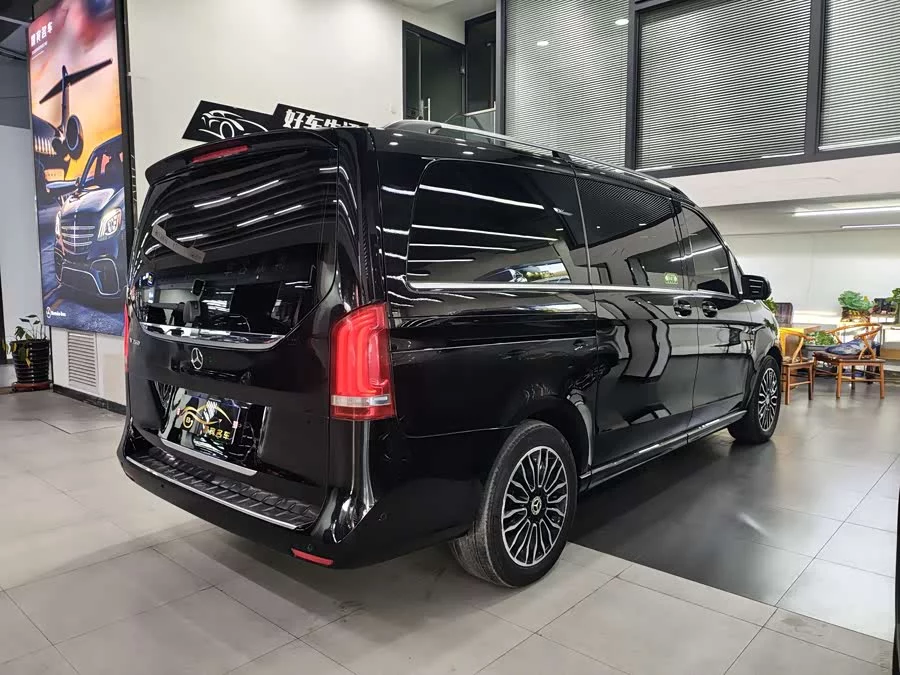 Mercedes Benz Class V