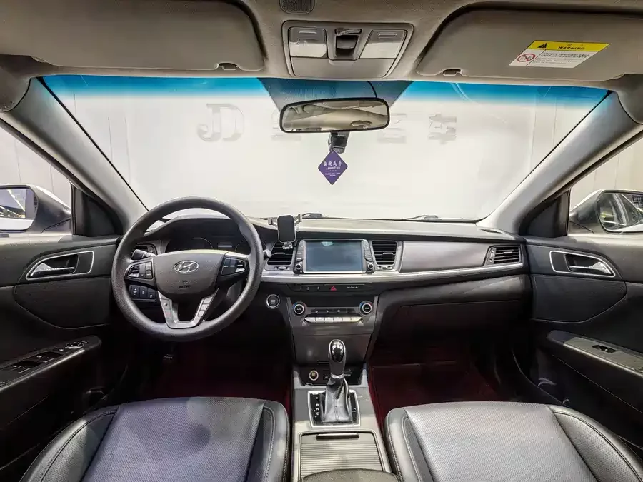 Hyundai Mistra