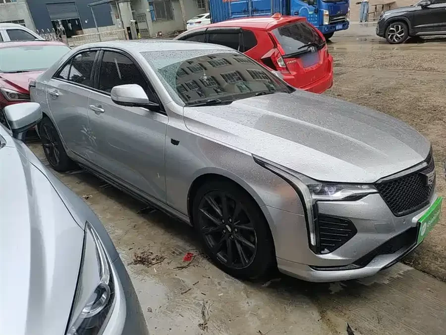 Cadillac CT4