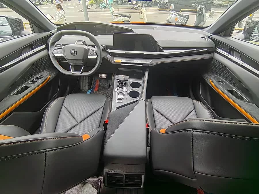 Changan UNI-V