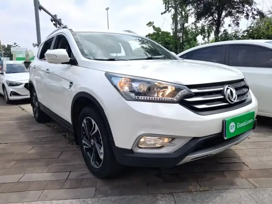 Dongfeng AX7