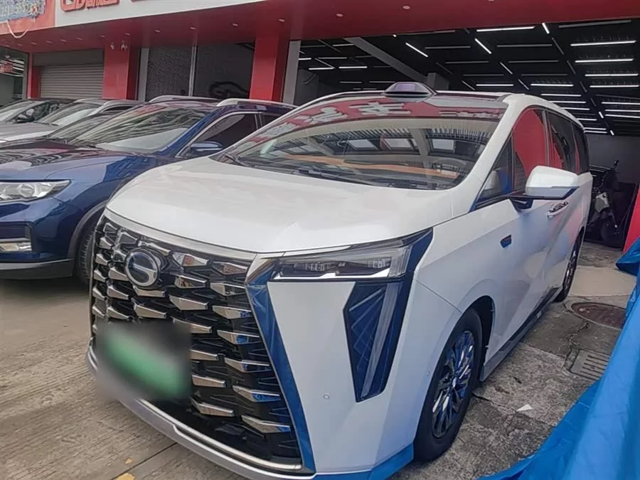 GAC Trumpchi M8