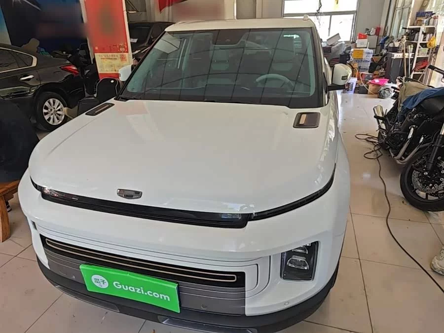 Geely ICON