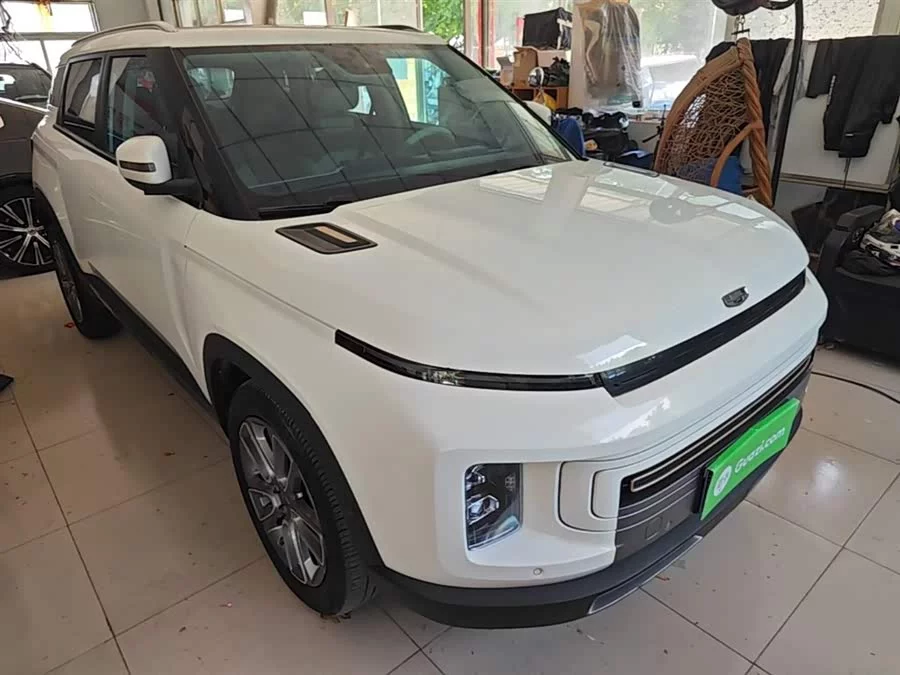 Geely ICON
