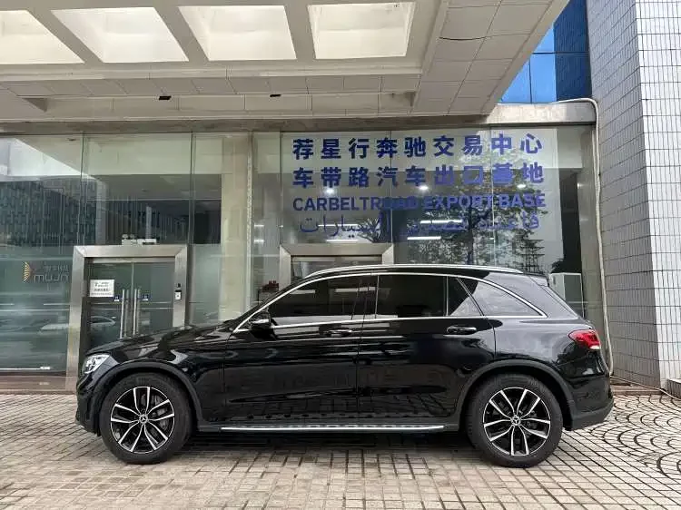 Mercedes Benz GLC