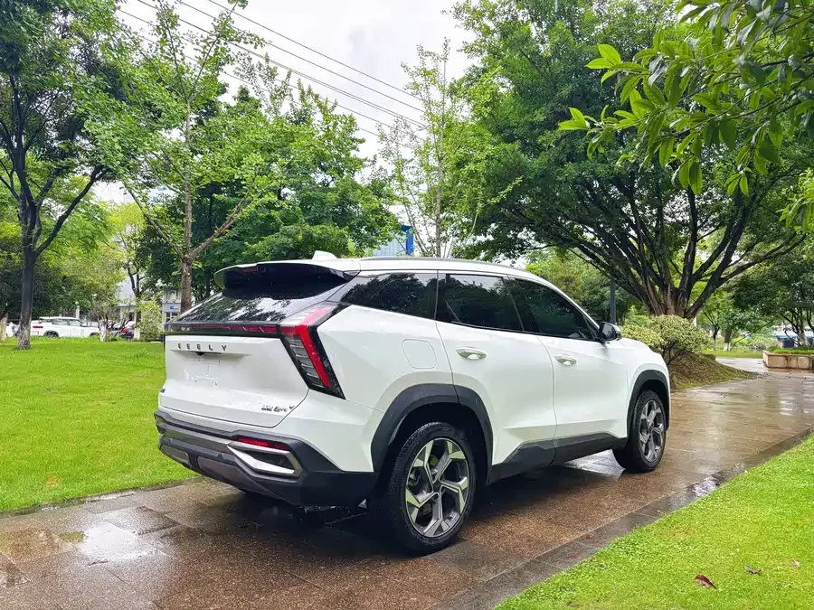 Geely Boyue L