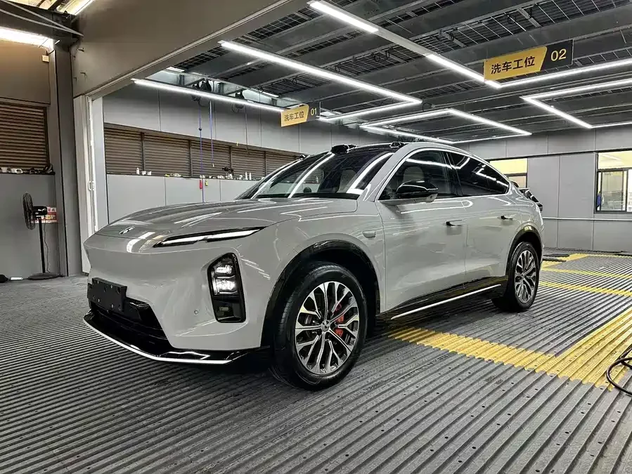 NIO EC6