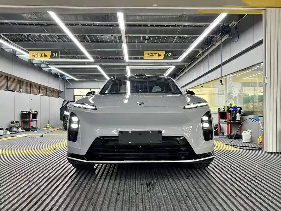 NIO EC6
