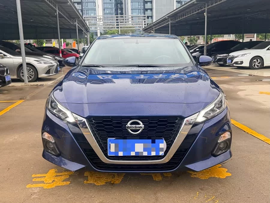 Nissan Teana