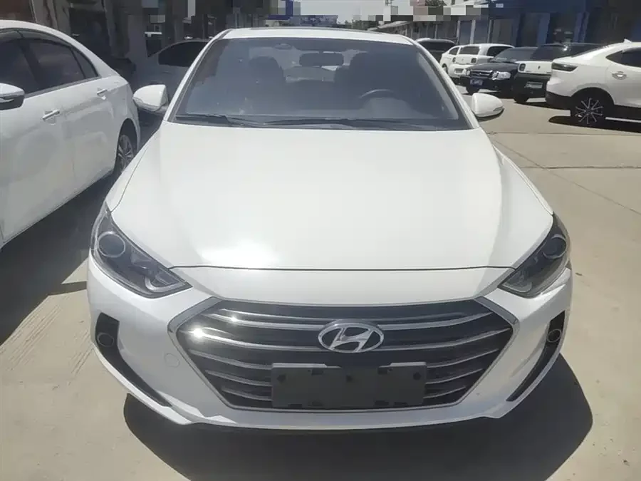 Hyundai elantra