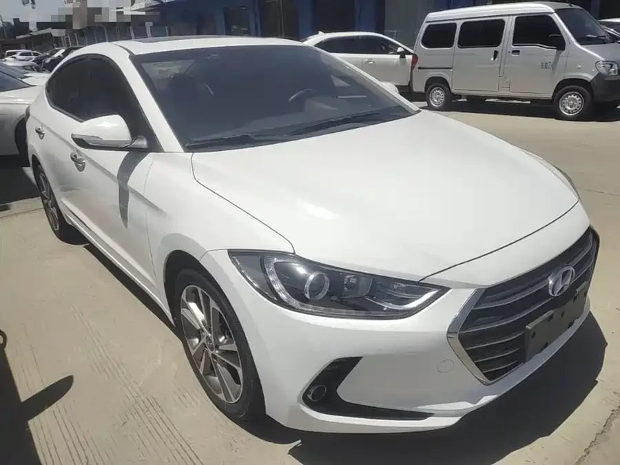 Hyundai elantra