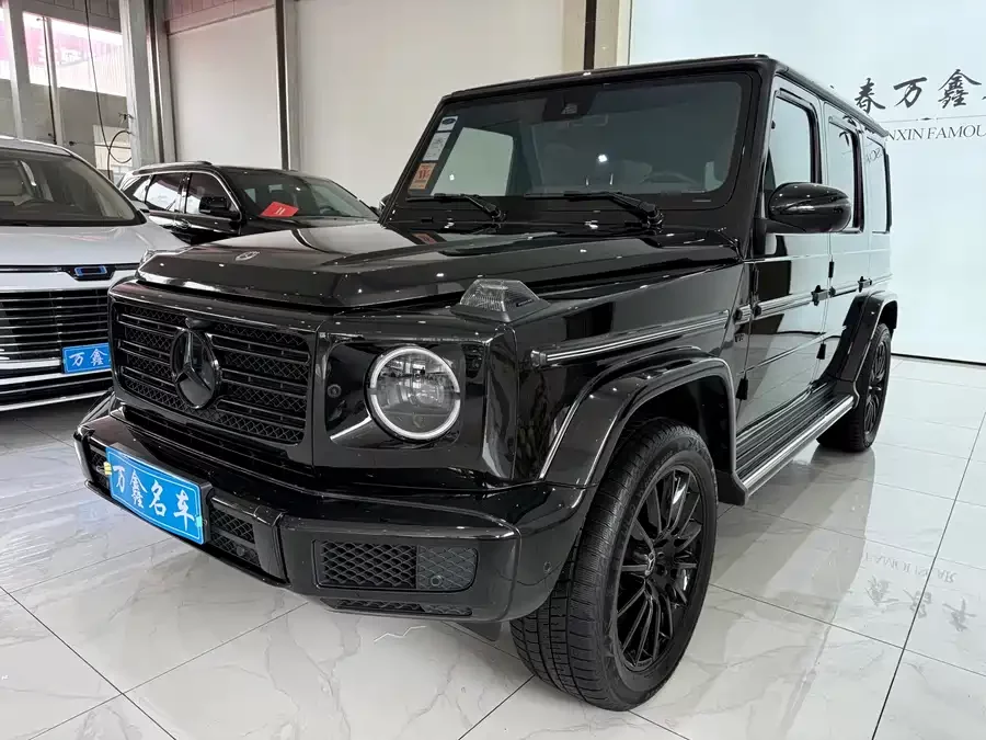 Mercedes Benz G-rated