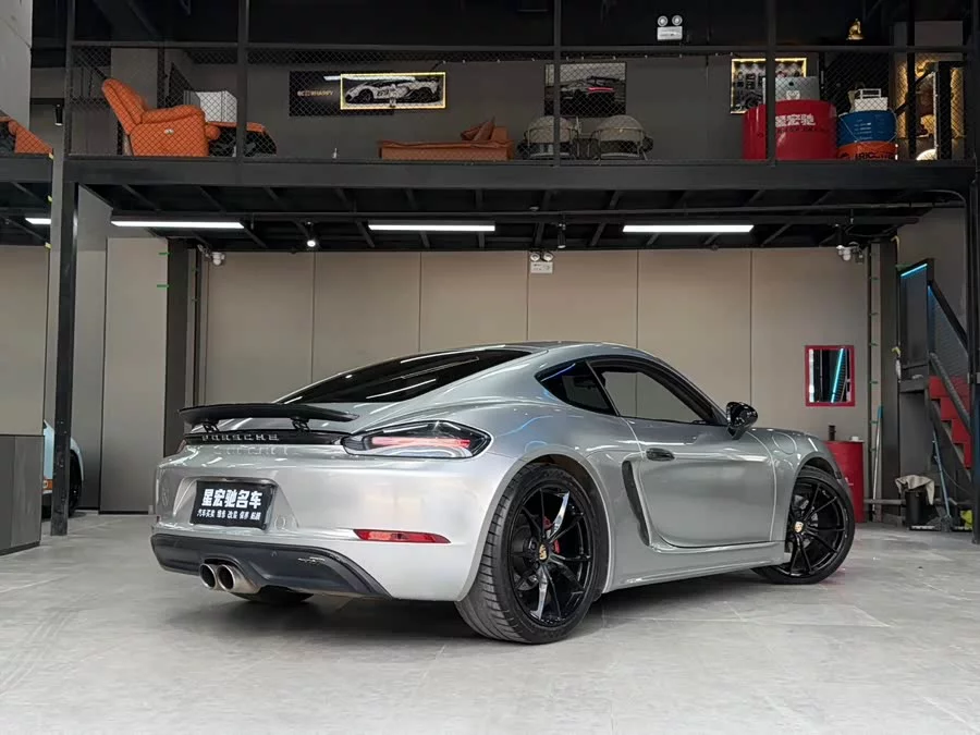 Porsche 718