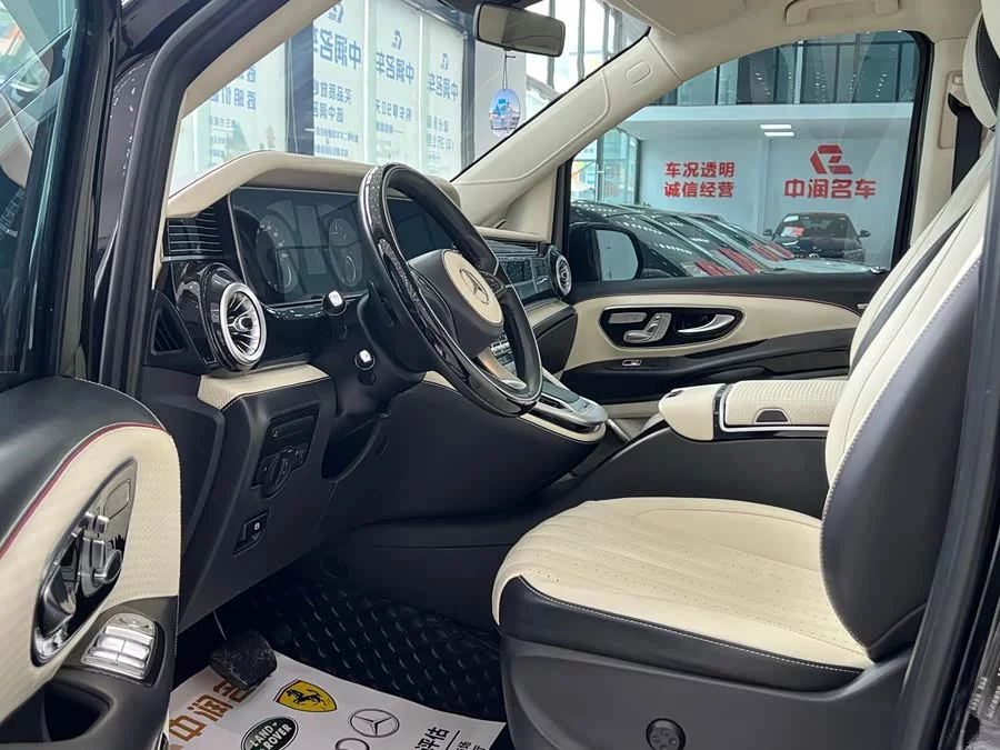 Mercedes Benz Vito